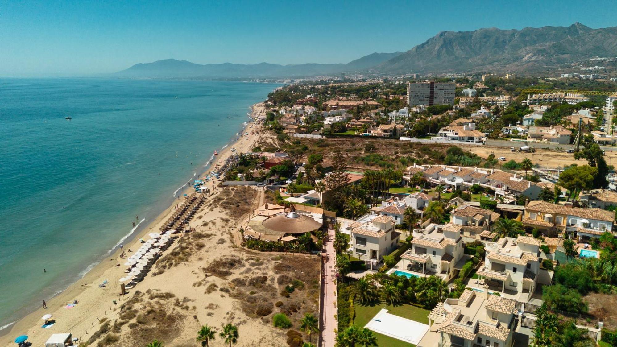 6 Bedroom Villa, With Heated Pool And Sea Views, Next To The Of Costabella * Marbella