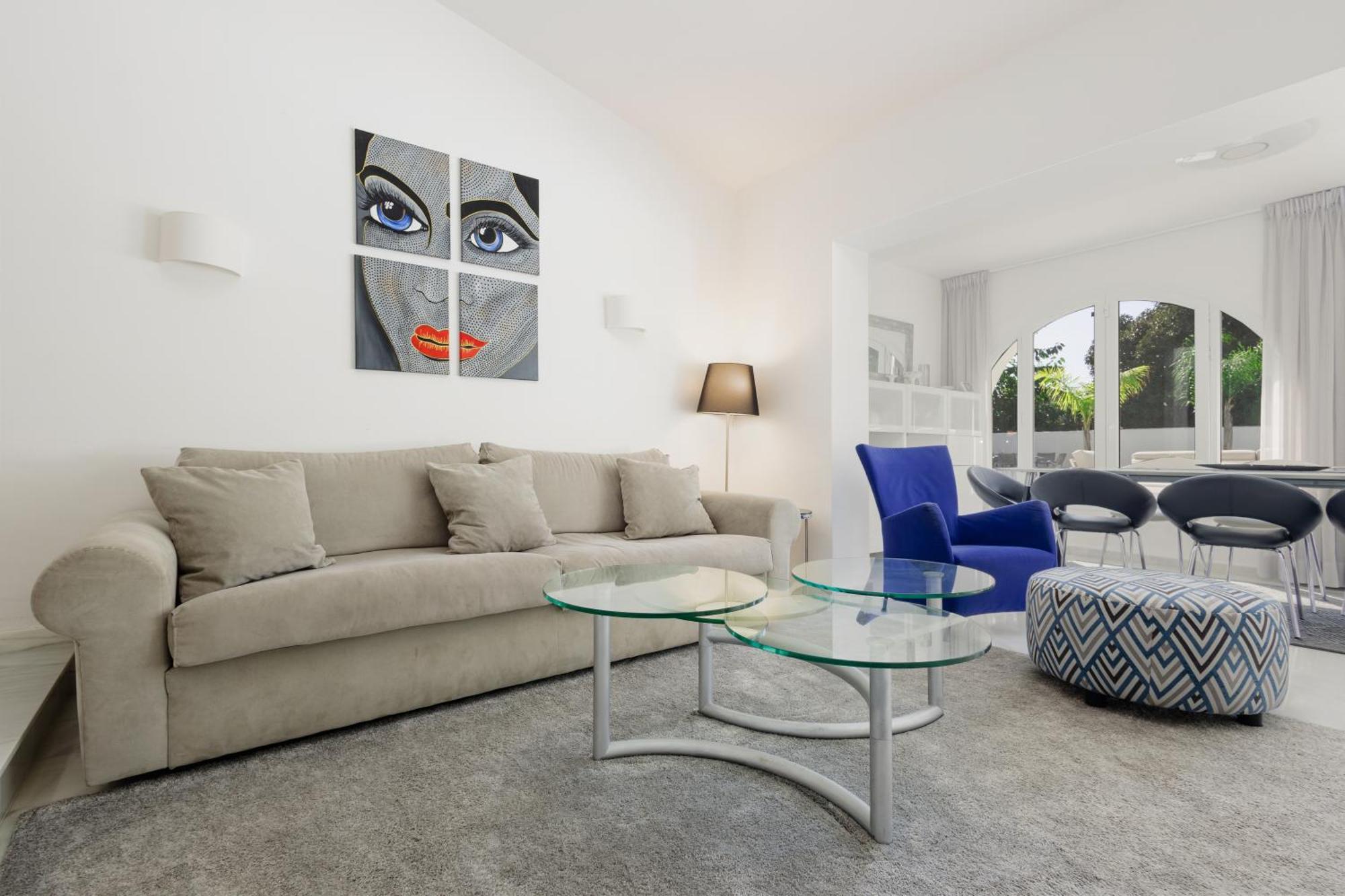 Feriehus 6 Bedroom Villa, With Heated Pool And Sea Views, Next To The Of Costabella