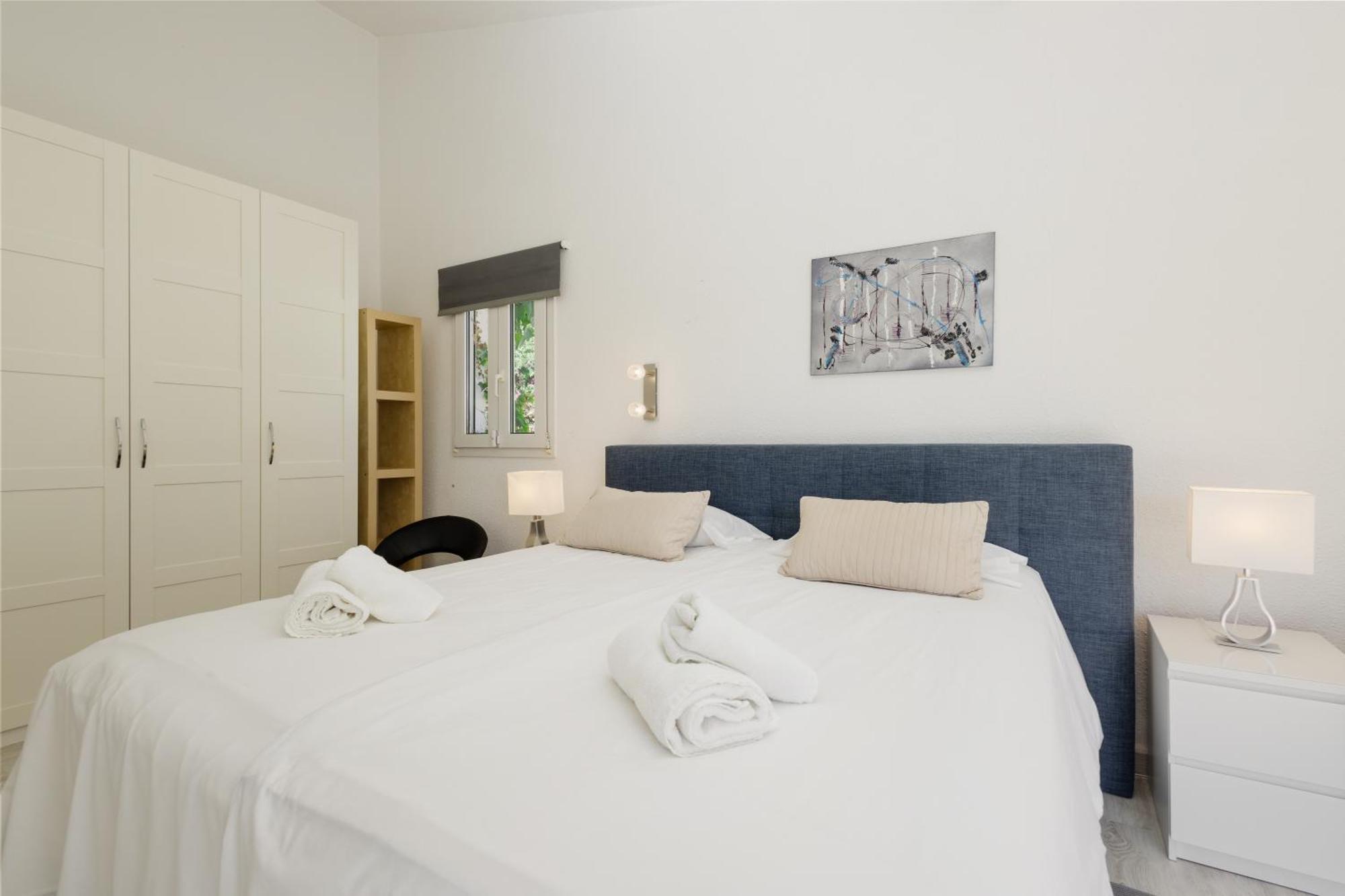 6 Bedroom Villa, With Heated Pool And Sea Views, Next To The Of Costabella Feriehus *