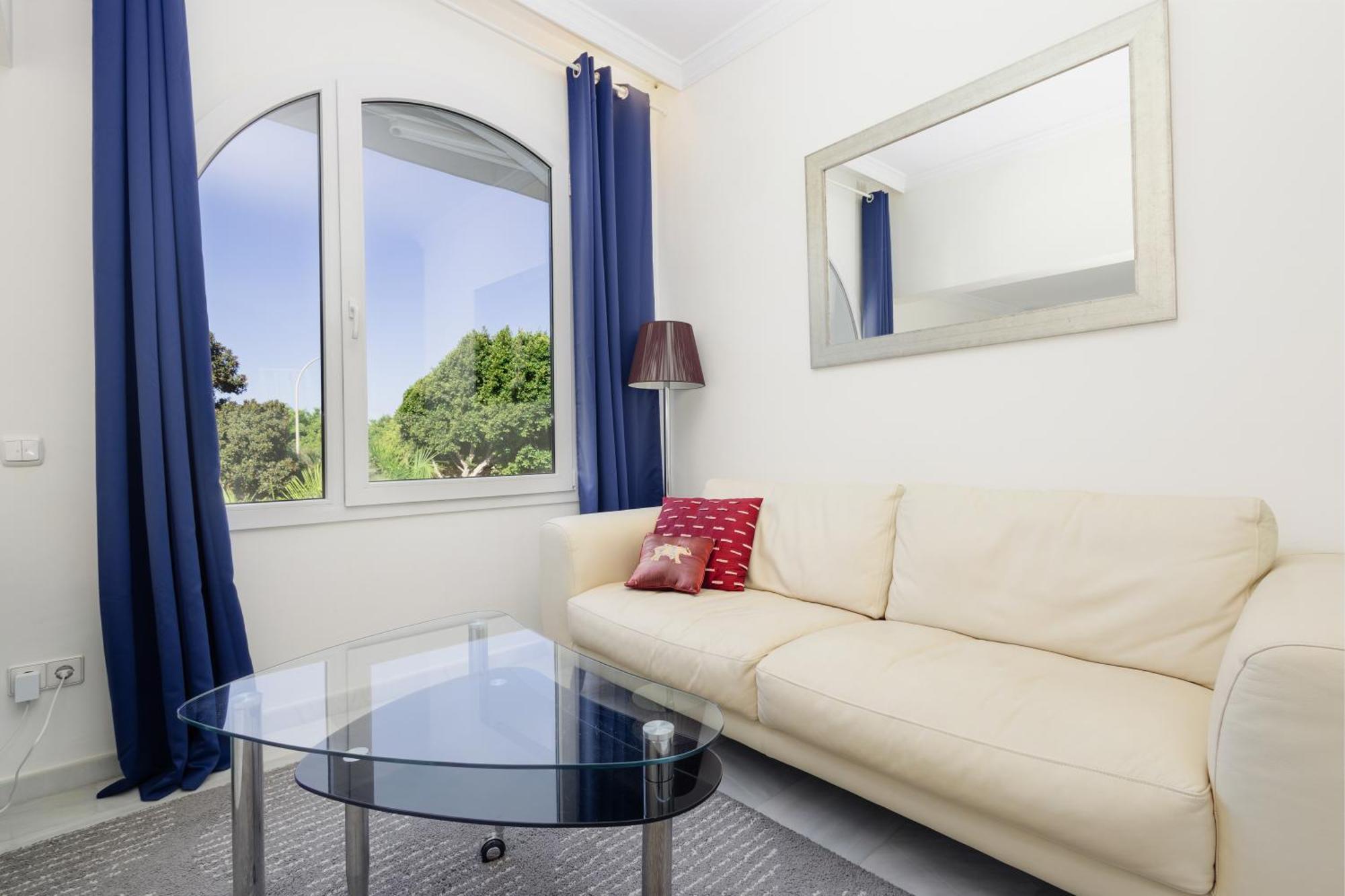 6 Bedroom Villa, With Heated Pool And Sea Views, Next To The Of Costabella Feriehus *