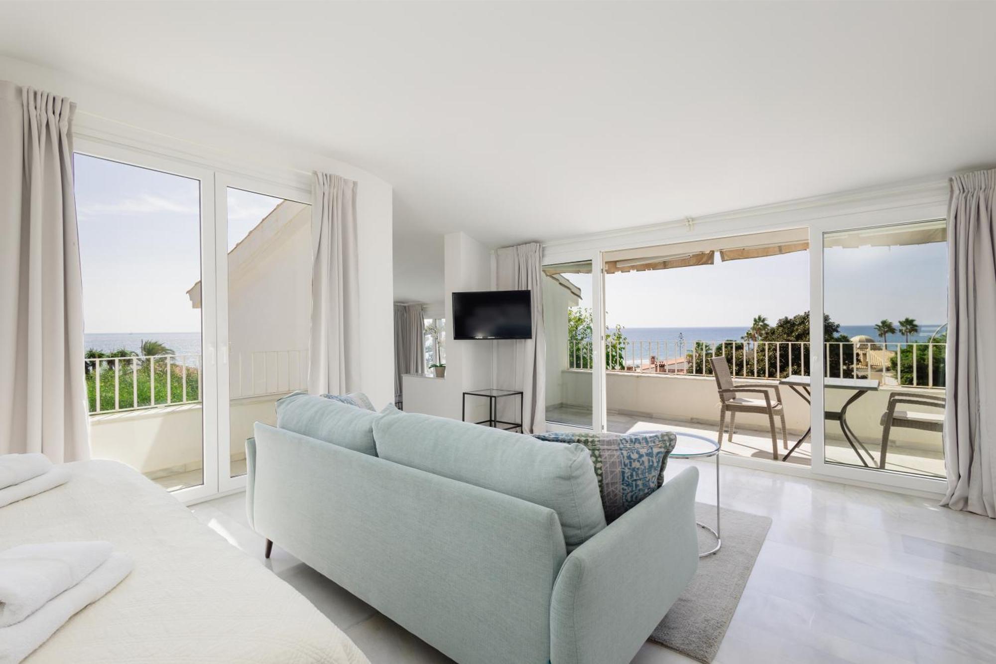 6 Bedroom Villa, With Heated Pool And Sea Views, Next To The Of Costabella * Marbella